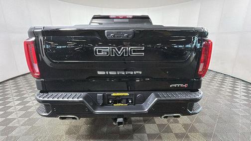 Onyx Black 2022 GMC Sierra 1500 AT4