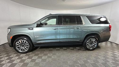 Frosted Pine Metallic 2024 GMC Yukon XL Denali Ultimate