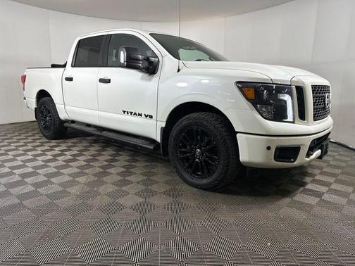 2018 Nissan Titan SV