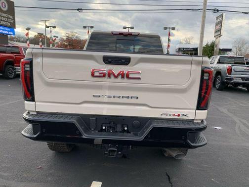 2026 GMC Sierra 2500 AT4