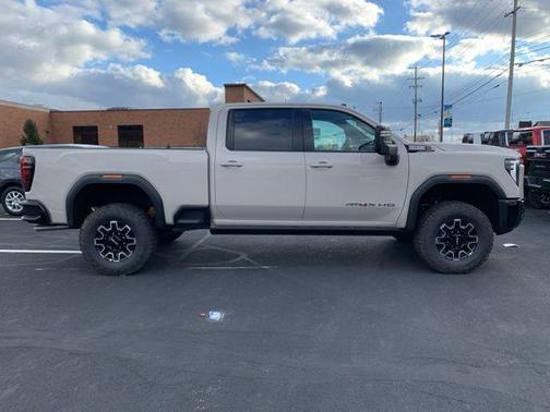 2026 GMC Sierra 2500 AT4