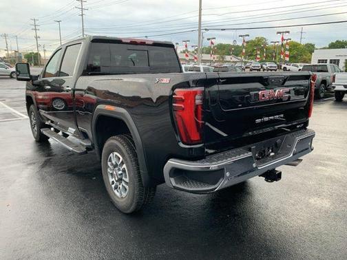 2026 GMC Sierra 2500 SLT