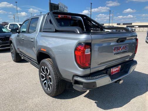 2025 GMC Canyon AT4