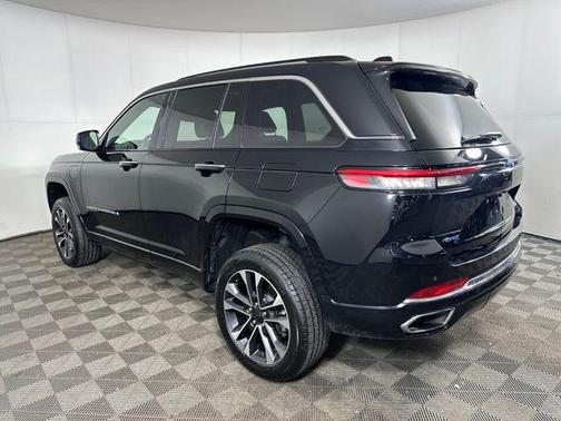 2023 Jeep Grand Cherokee 4xe Overland