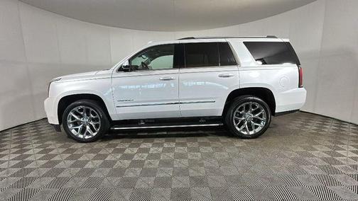 White Frost Tricoat 2019 GMC Yukon Denali