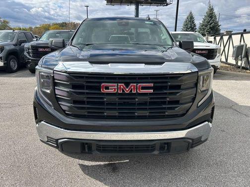 2025 GMC Sierra 1500 Pro