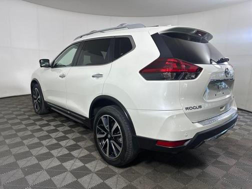 2020 Nissan Rogue SL