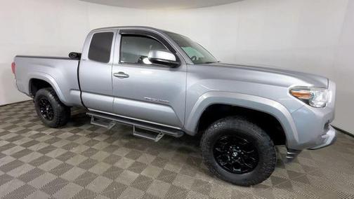 Silver Sky Metallic 2019 Toyota Tacoma SR5