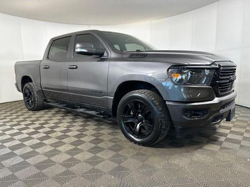 Granite Crystal Metallic Clearcoat 2020 RAM 1500 Big Horn/Lone Star