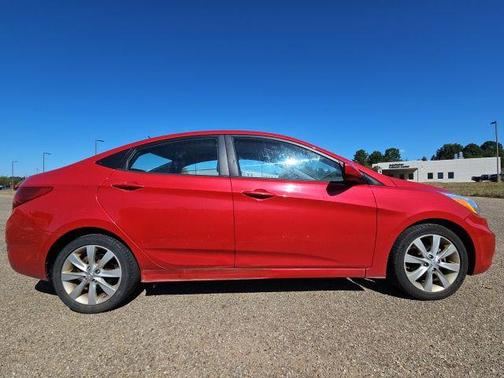 2014 Hyundai Accent GLS