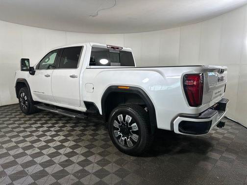 2024 GMC Sierra 2500 Denali