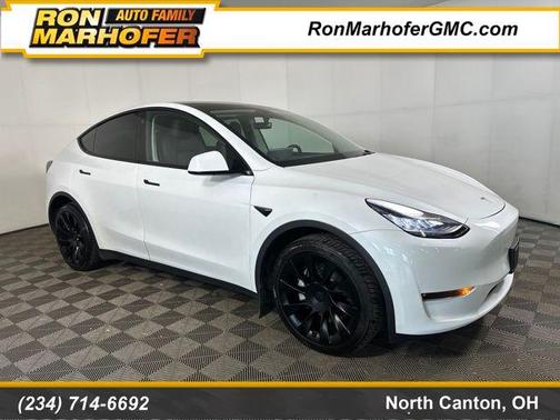 Pearl White Multi-Coat 2023 Tesla Model Y Long Range Dual Motor All-Wheel Drive