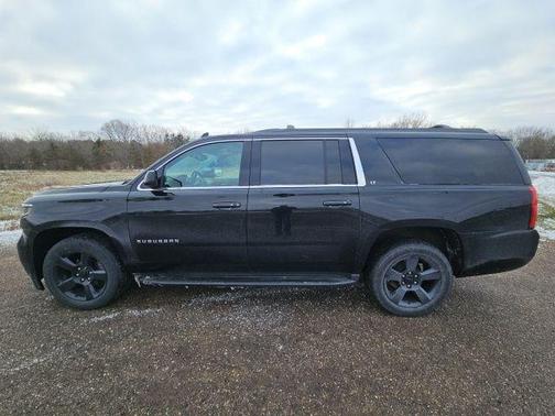 2018 Chevrolet Suburban LT