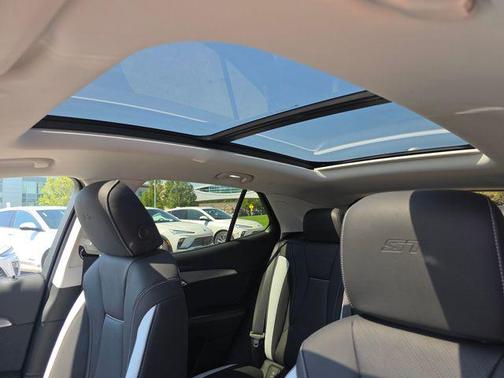 Summit White 2026 Buick Envision Sport Touring AWD