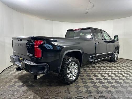 2024 Chevrolet Silverado 3500 High Country