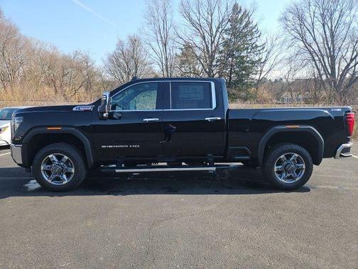 Onyx Black 2026 GMC Sierra 2500 SLT