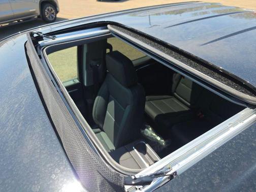 Onyx Black 2026 GMC Sierra 1500 SLT