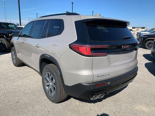 2026 GMC Acadia AWD AT4