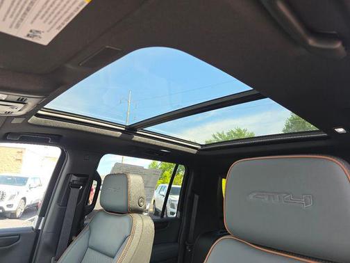 Summit White 2026 GMC Yukon XL 4WD AT4