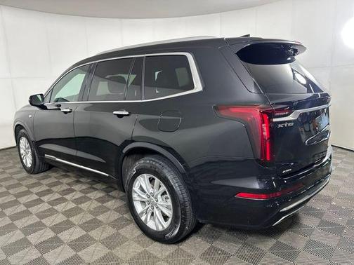 2024 Cadillac XT6 Luxury AWD