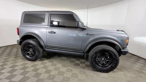 Carbonized Gray Metallic 2021 Ford Bronco Base