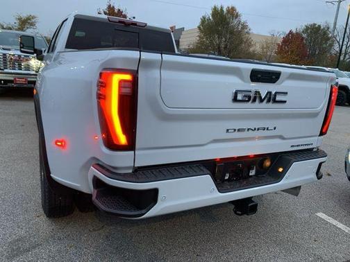 2026 GMC Sierra 3500 Denali
