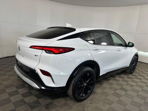 2024 Buick Envista Sport Touring FWD