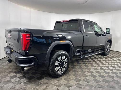 2025 GMC Sierra 2500 Denali