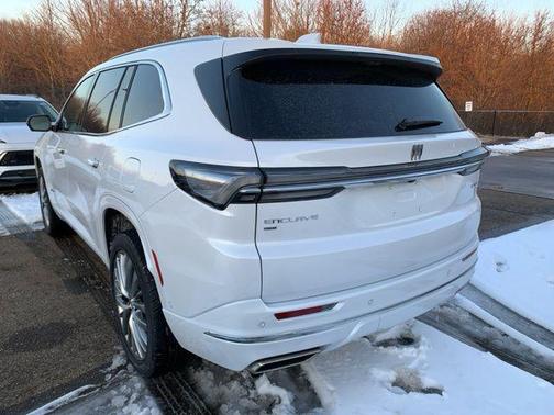 iridescent white tricoat 2026 Buick Enclave Avenir