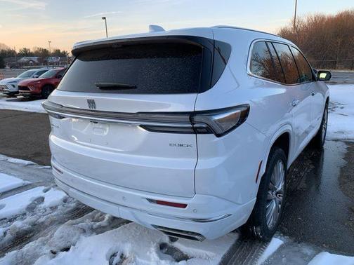 iridescent white tricoat 2026 Buick Enclave Avenir