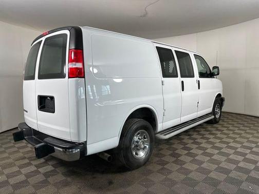 2024 Chevrolet Express 2500 Work Van