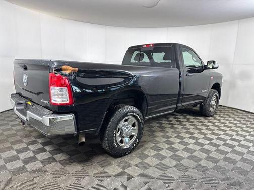 2022 RAM 2500 Tradesman Regular Cab 4x4 8' Box