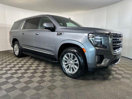 2022 GMC Yukon XL SLT