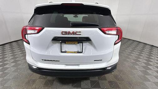 Summit White 2022 GMC Terrain SLE