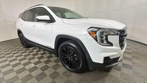 Summit White 2022 GMC Terrain SLE