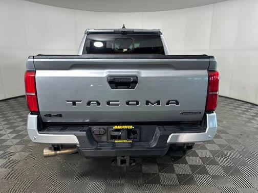 2025 Toyota Tacoma Hybrid 4D Crew Cab 4WD