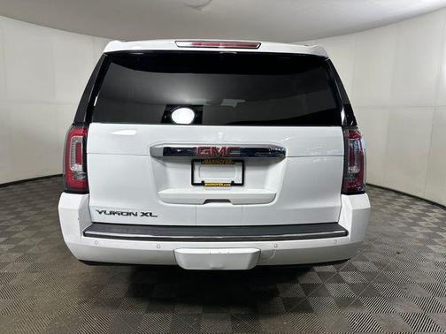 Summit White 2020 GMC Yukon XL Denali