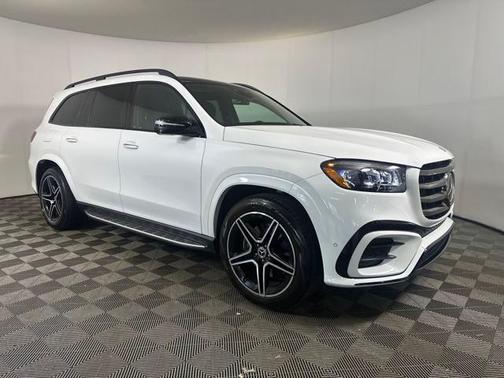 2025 Mercedes-Benz GLS 450 4MATIC