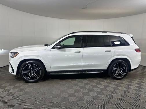 2025 Mercedes-Benz GLS 450 4MATIC