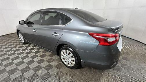 Gun Metallic 2016 Nissan Sentra SV
