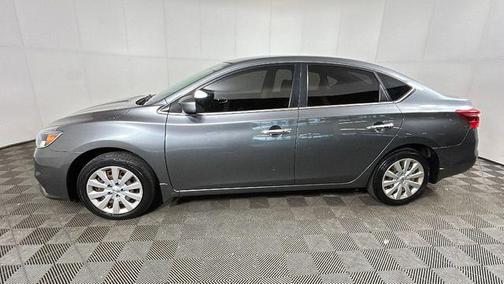 Gun Metallic 2016 Nissan Sentra SV