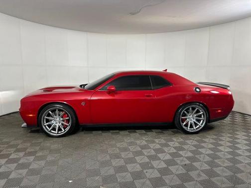 2016 Dodge Challenger SRT Hellcat
