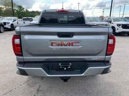 2025 GMC Canyon AT4