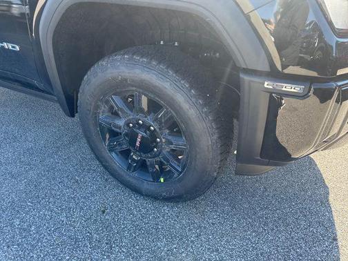 2026 GMC Sierra 2500 AT4