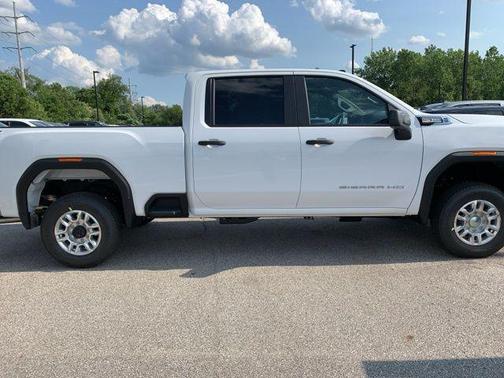 2025 GMC Sierra 2500 Base