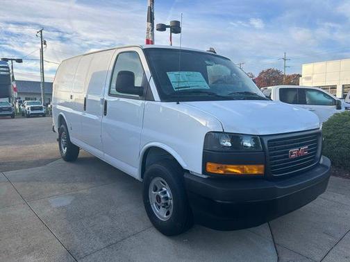 2025 GMC Savana 2500 Work Van
