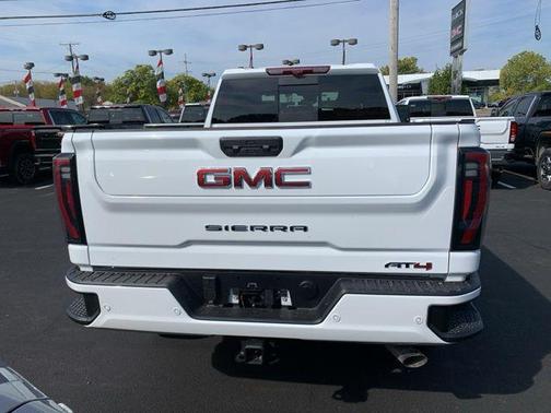2025 GMC Sierra 2500 AT4