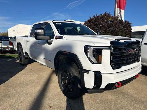2026 GMC Sierra 2500 AT4