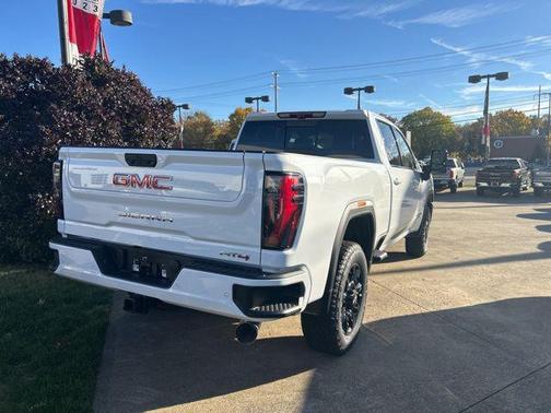2026 GMC Sierra 2500 AT4