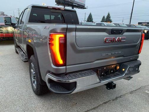 2025 GMC Sierra 2500 SLT